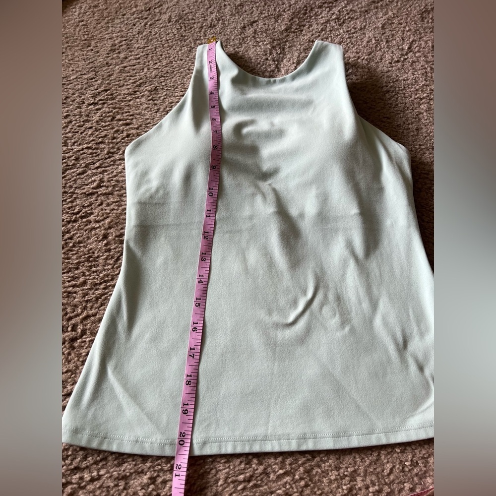 Athleta Conscious Built-In Bra Tank Sz S - Picture 10 of 10